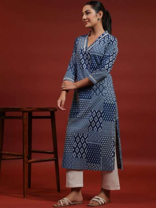 Women's Rayon Printed Straight Kurti With Pant Set - Image 6